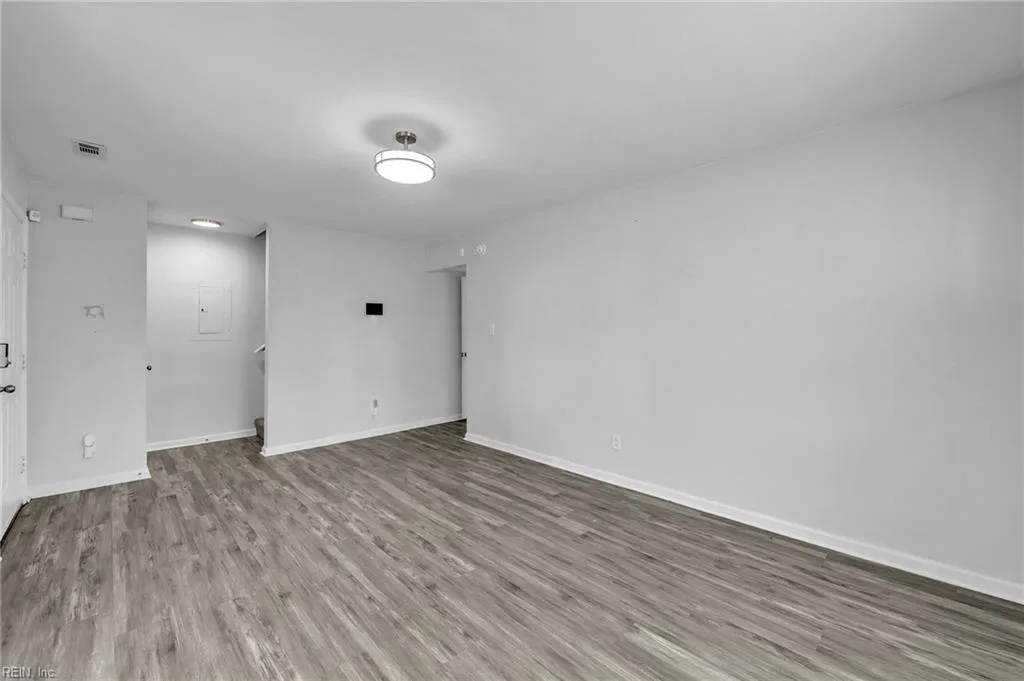1106 Wide ST, NORFOLK VA 23504 thumb 9