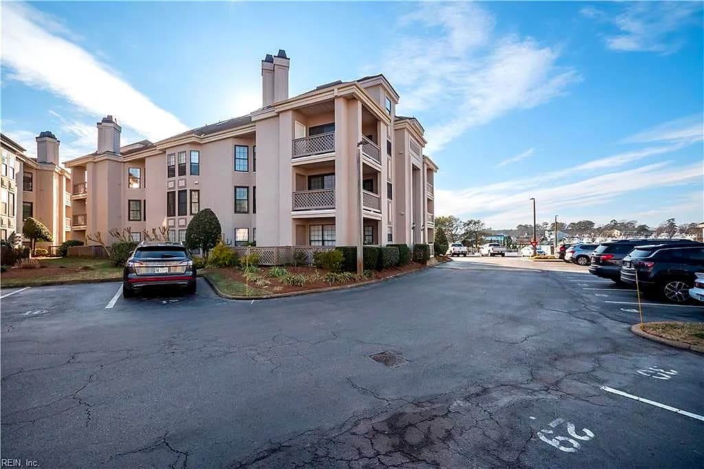 423 Harbour PT #102, VIRGINIABEACH VA 23451 thumb 6