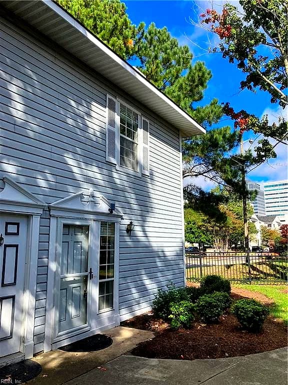 4558 Genoa CIR, VIRGINIA BEACH VA 23462 - Main photo