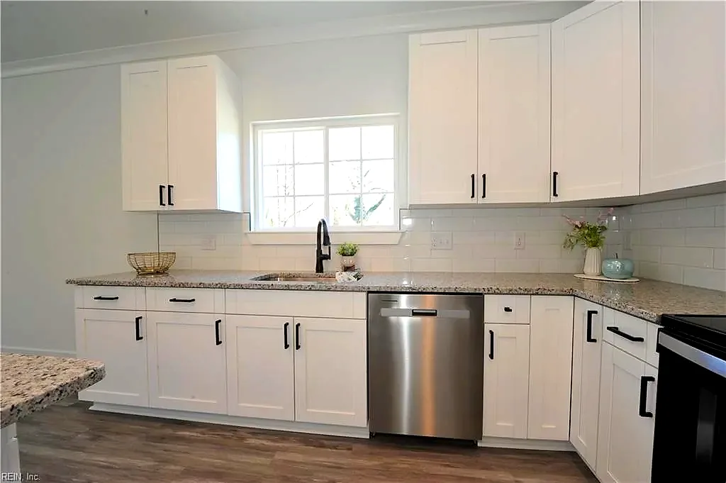 329 N Capital ST, SUFFOLK VA 23434 thumb 11
