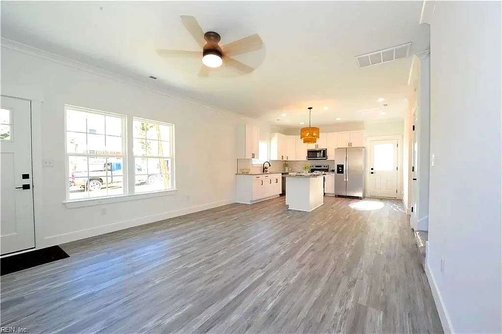 329 N Capital ST, SUFFOLK VA 23434 - Photo 5