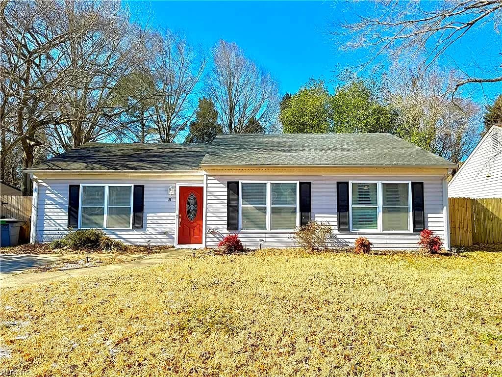33 Tupelo CIR, HAMPTON VA 23666 - Photo 2