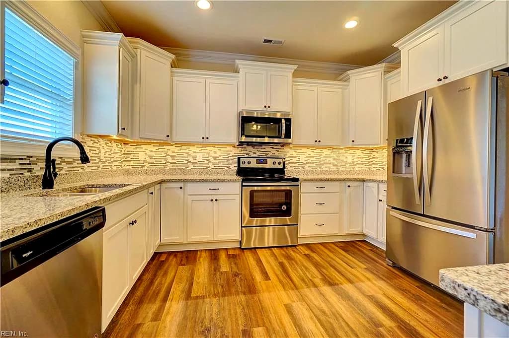 11395 Raynor RD, SMITHFIELD VA 23430 thumb 11