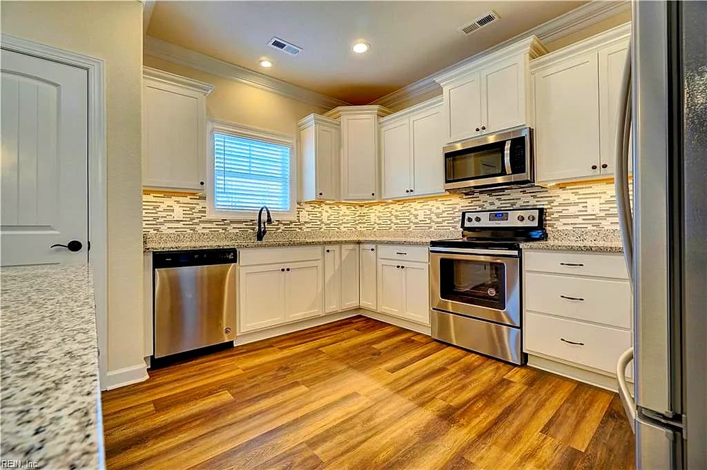 11395 Raynor RD, SMITHFIELD VA 23430 thumb 10