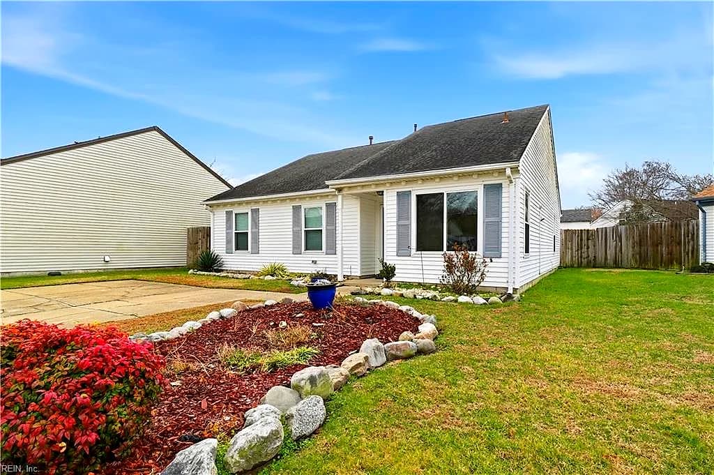 1089 Gershwin CT, VIRGINIABEACH VA 23454 - Photo 3