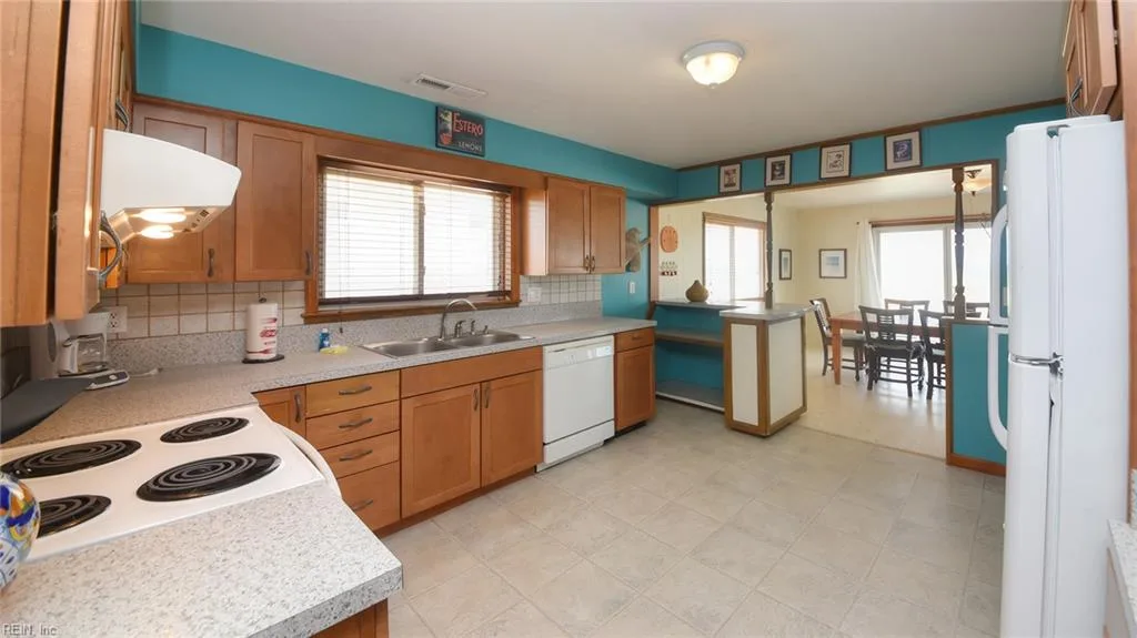 3656 Sandfiddler RD, VIRGINIABEACH VA 23456 thumb 11