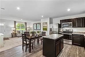 7085 CUNNINGHAM DR, TOANO VA 23168 - Photo 5