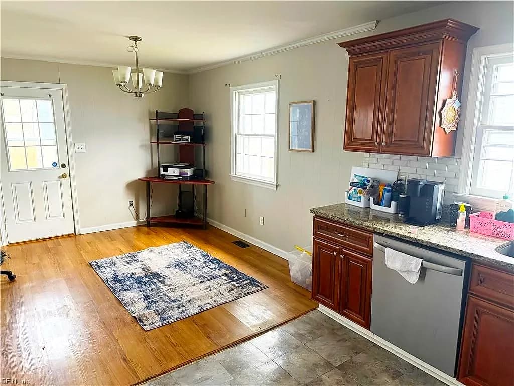265 Benns RD, NEWPORTNEWS VA 23601 thumb 6