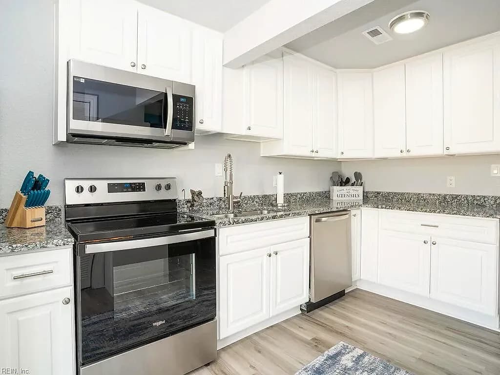 39 W Sunset RD, HAMPTON VA 23669 thumb 6