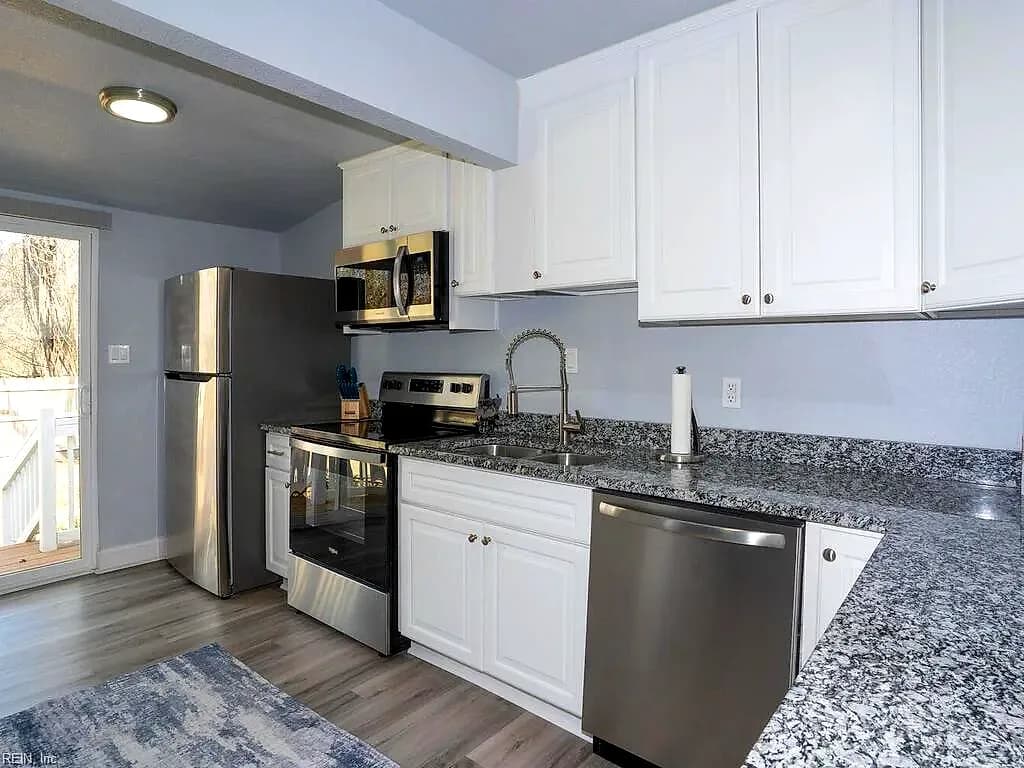 39 W Sunset RD, HAMPTON VA 23669 thumb 8