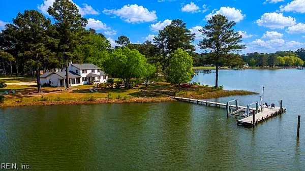 172 Aldebaran RD, MATHEWS VA 23109 - Main photo