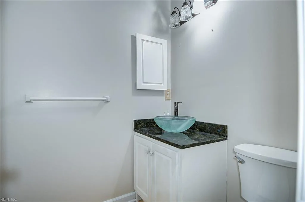 407 Harbour Pt PL #306, VIRGINIABEACH VA 23451 thumb 11