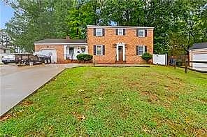 854 Eads CT, NEWPORT NEWS VA 23608 - Photo 2