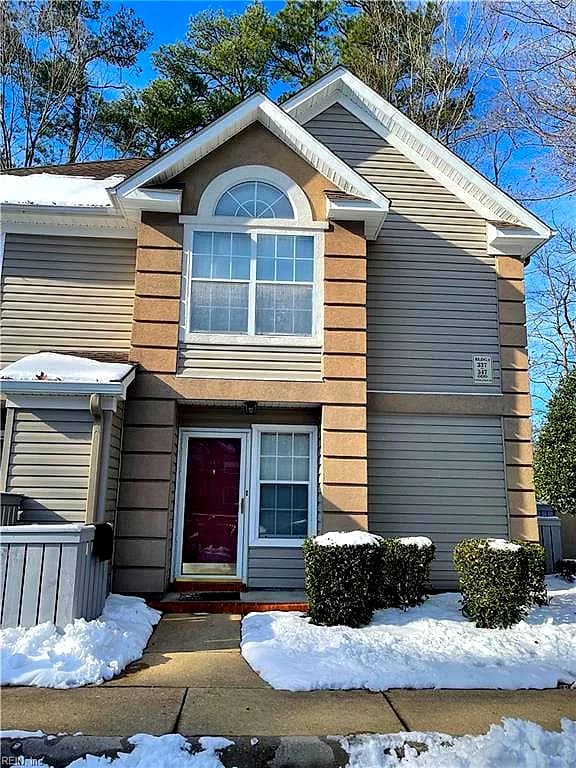 343 Gainsborough SQ #4, CHESAPEAKE VA 23320 - Main photo