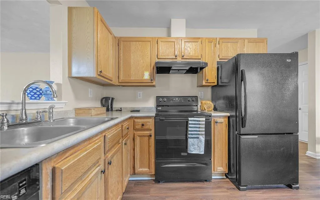 1581 Eagleton Lane LN, VIRGINIA BEACH VA 23455 - Photo 2