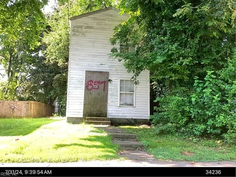 857 B AVE, NORFOLK VA 23504 - Photo 3