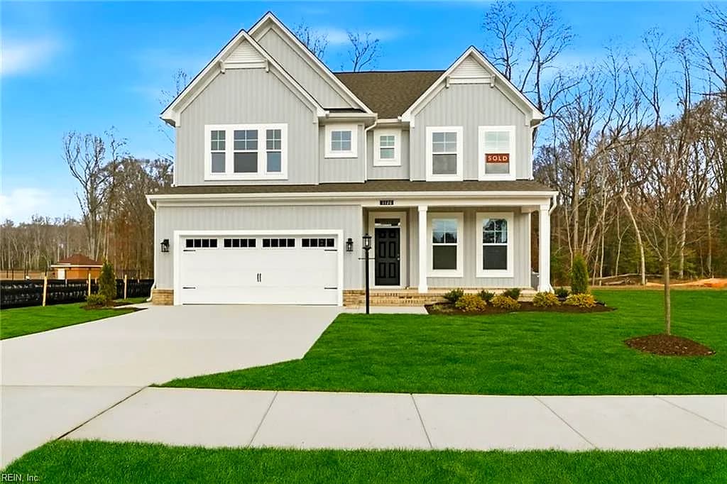 1126 Wharf Hill DR, SMITHFIELD VA 23430 - Photo 2