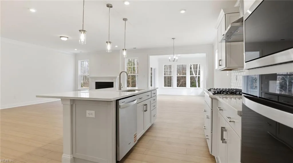 1126 Wharf Hill DR, SMITHFIELD VA 23430 thumb 10