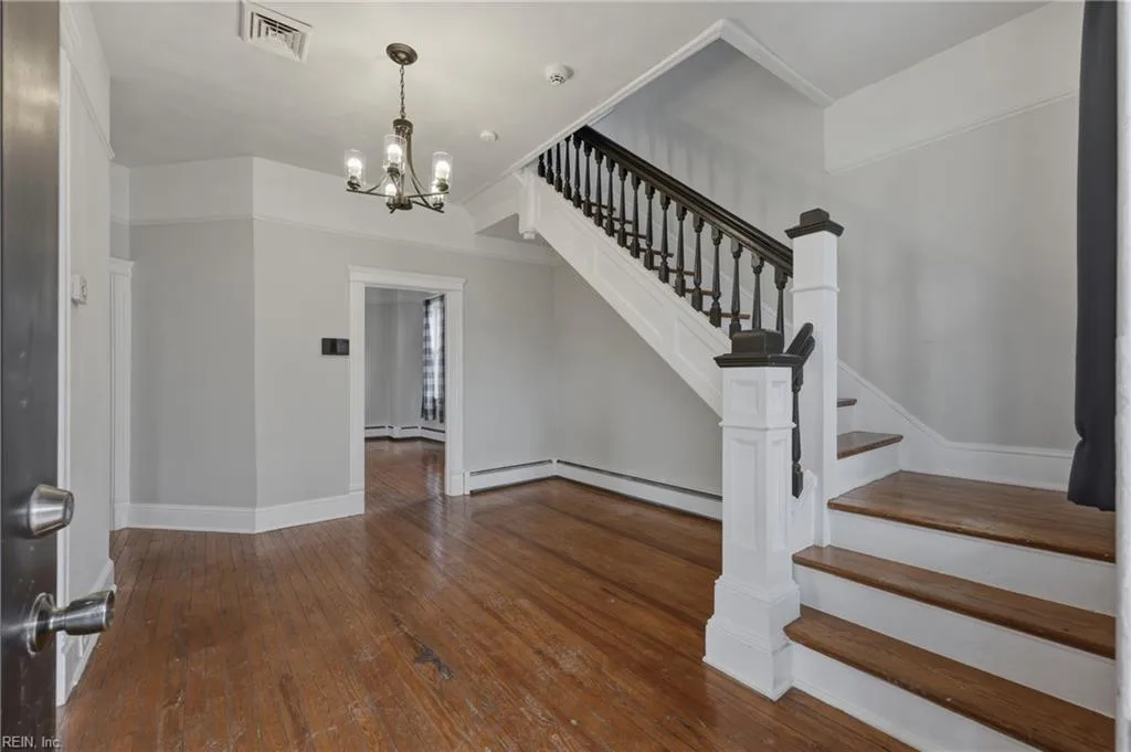 646 Douglas AVE, PORTSMOUTH VA 23707 thumb 9