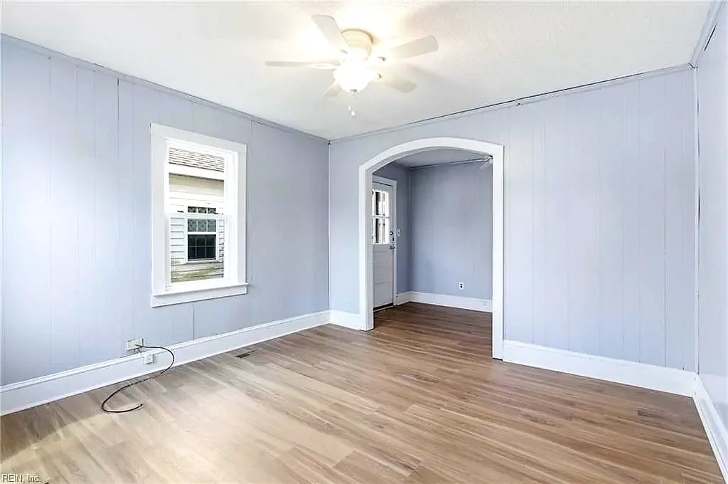 409 Perry ST, ELIZABETHCITY NC 27909 thumb 11