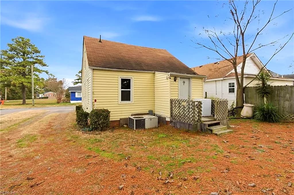 409 Perry ST, ELIZABETHCITY NC 27909 thumb 7