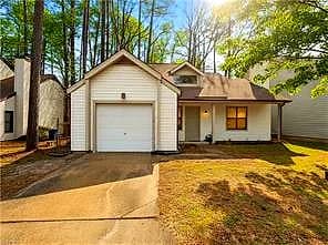 721 Longleaf LN, NEWPORT NEWS VA 23608 - Main photo