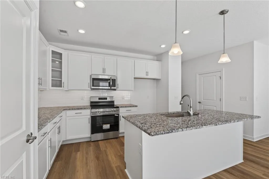 4922 Apricot WAY, CHESAPEAKE VA 23321 thumb 12