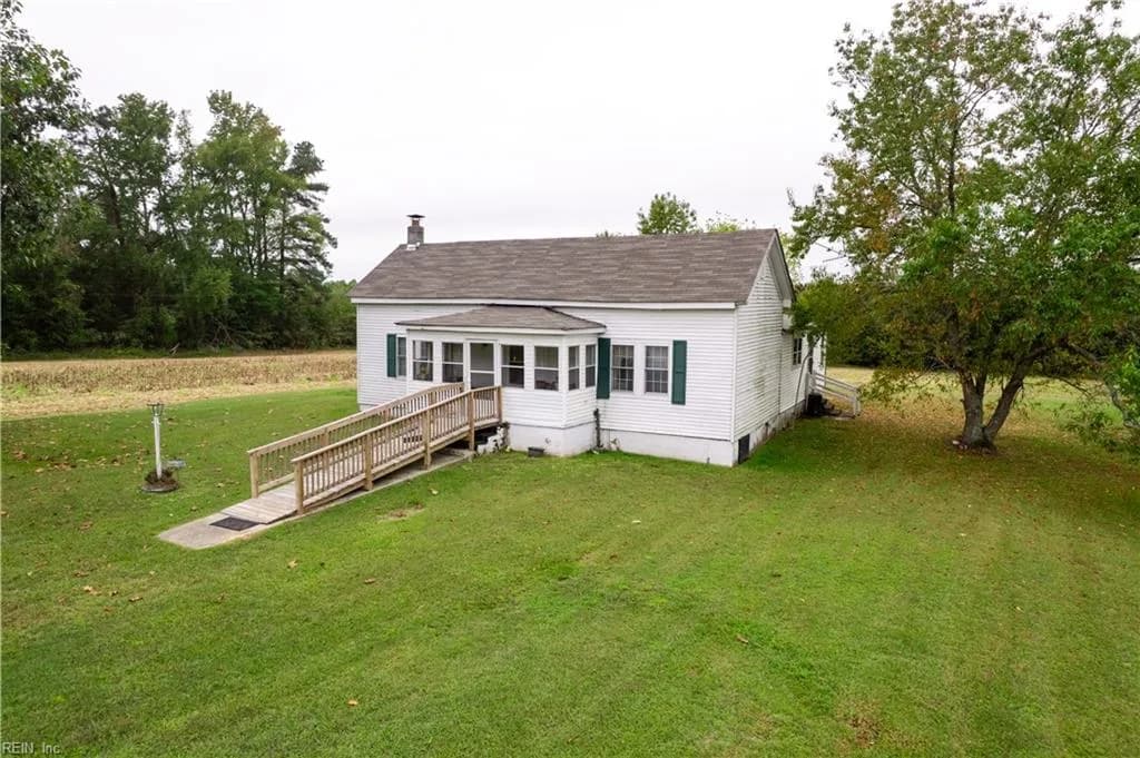 23026 Angelico RD, CAPRON VA 23829 - Main photo