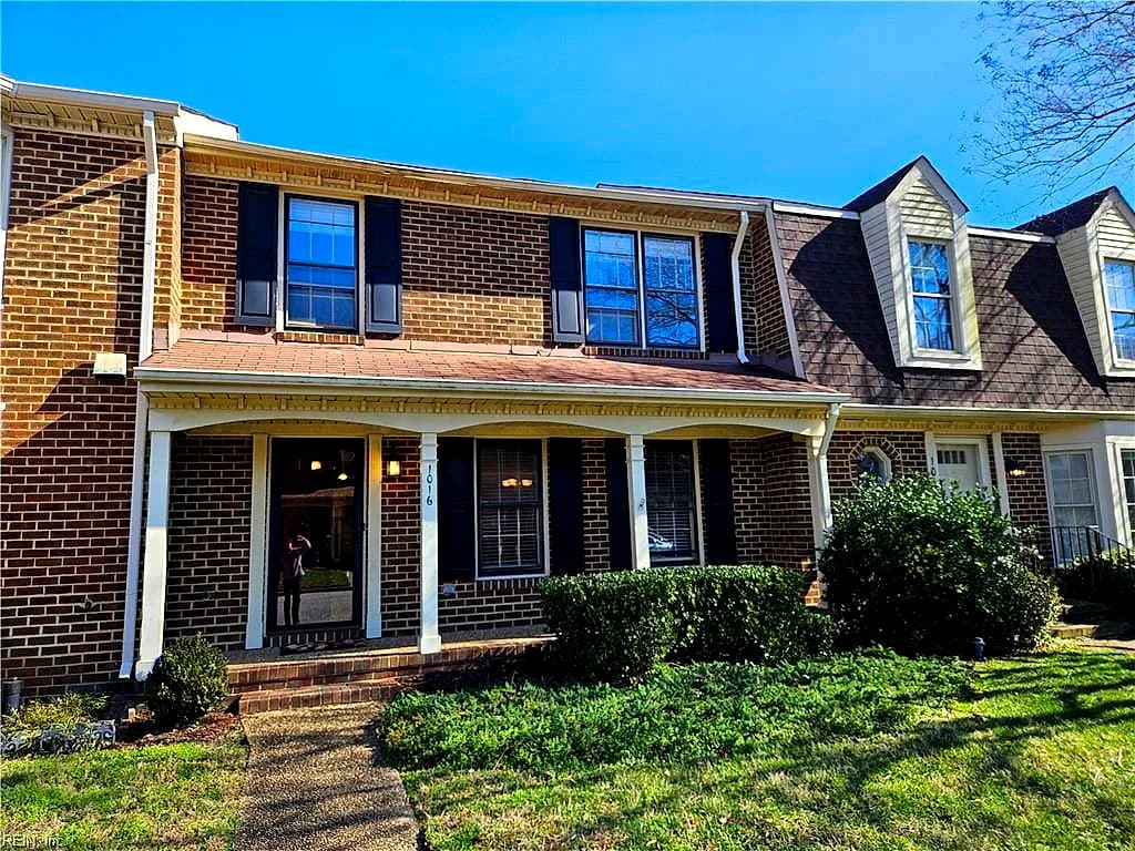 1016 Colonial Meadows WAY, VIRGINIA BEACH VA 23454 - Main photo
