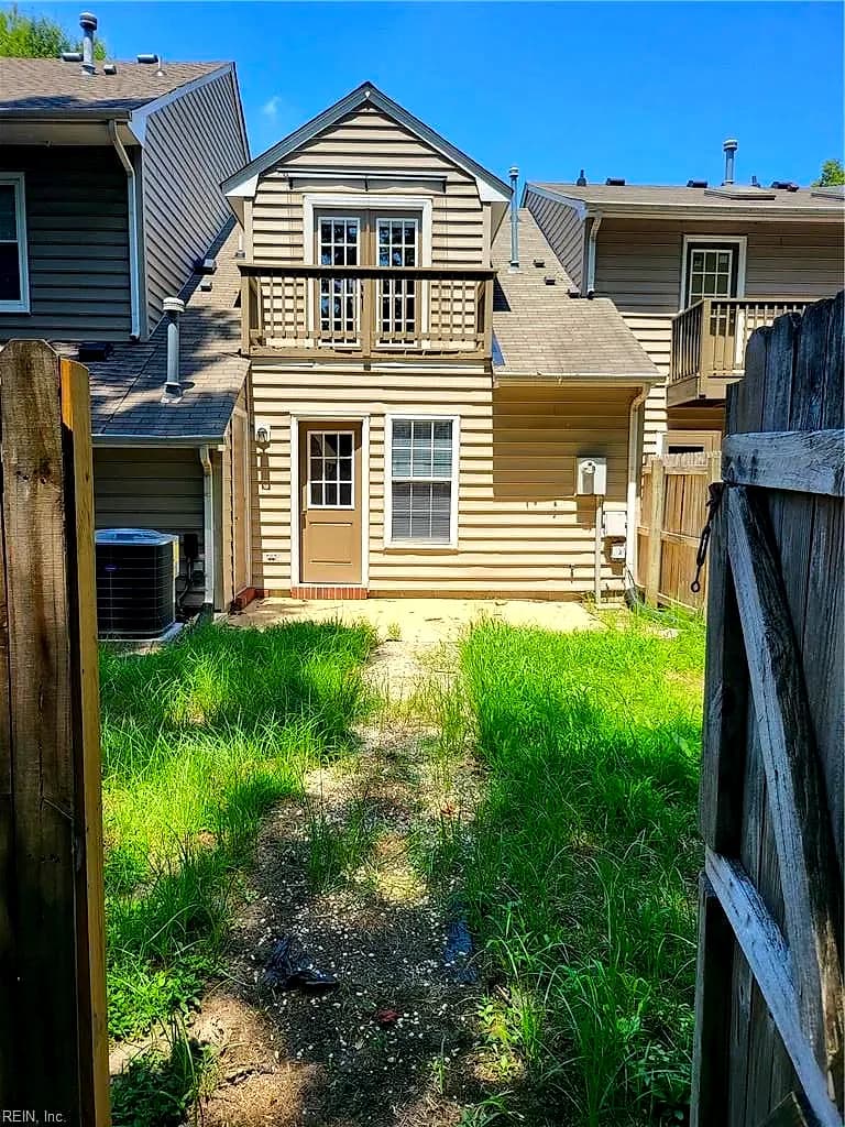 9 Madrone PL, HAMPTON VA 23666 - Photo 4