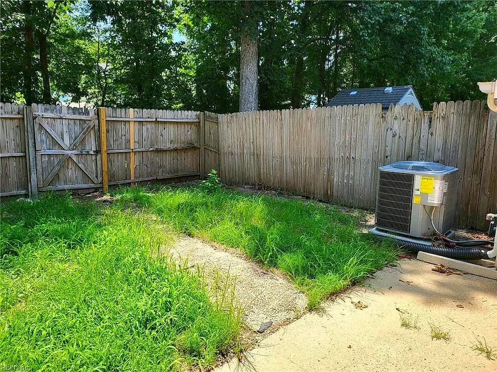 9 Madrone PL, HAMPTON VA 23666 - Photo 5