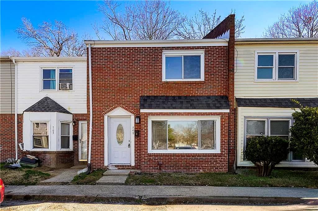705 Harbour North DR, CHESAPEAKE VA 23320 - Main photo