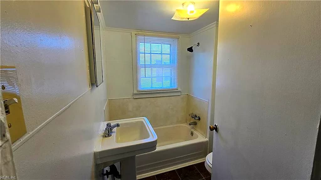 311 Council RD, FRANKLIN VA 23851 - Photo 5