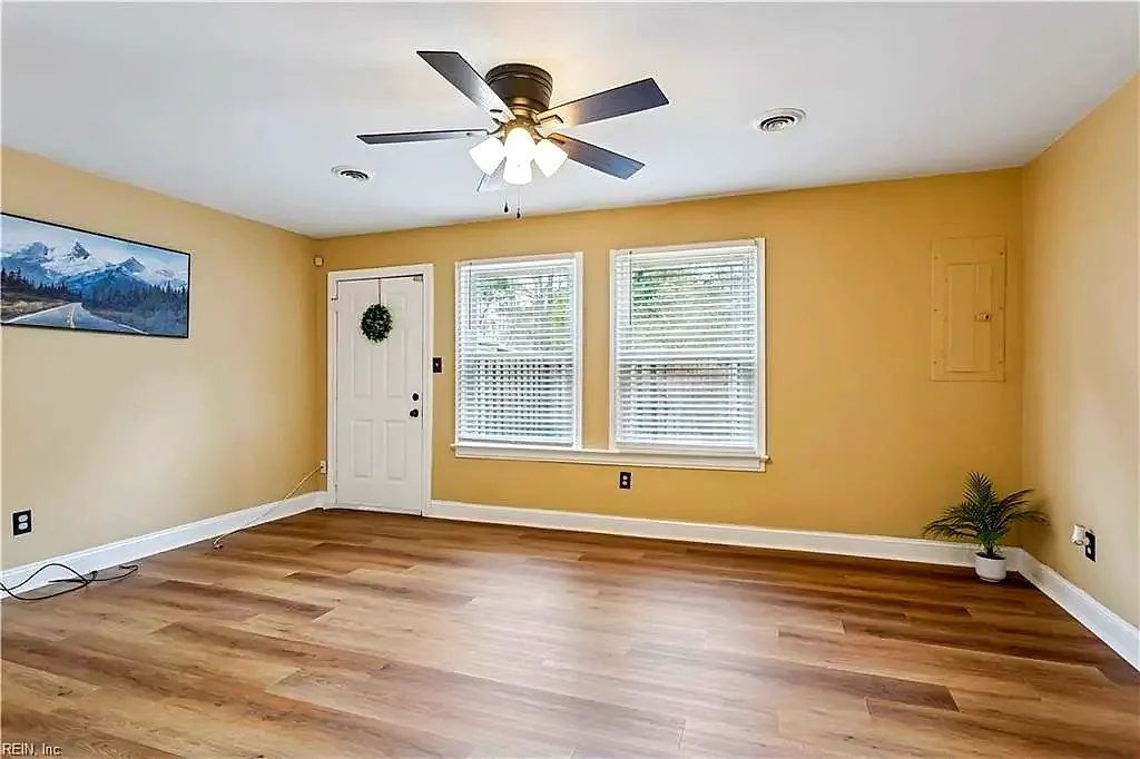 1630 Darren CIR, PORTSMOUTH VA 23701 thumb 8