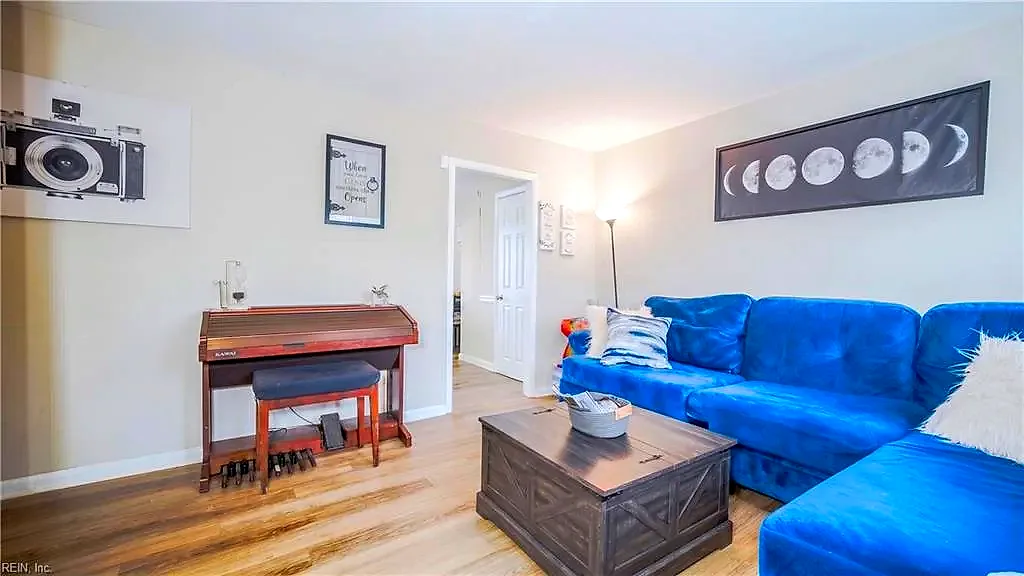 60 Sycamore AVE, NEWPORTNEWS VA 23607 - Photo 5