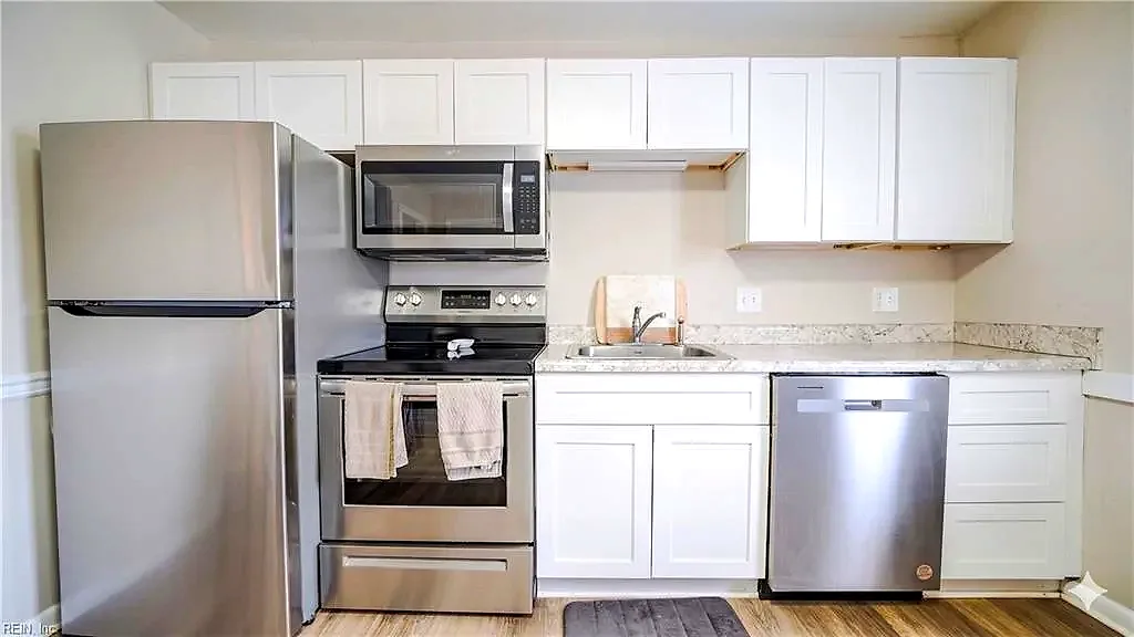 60 Sycamore AVE, NEWPORTNEWS VA 23607 thumb 7