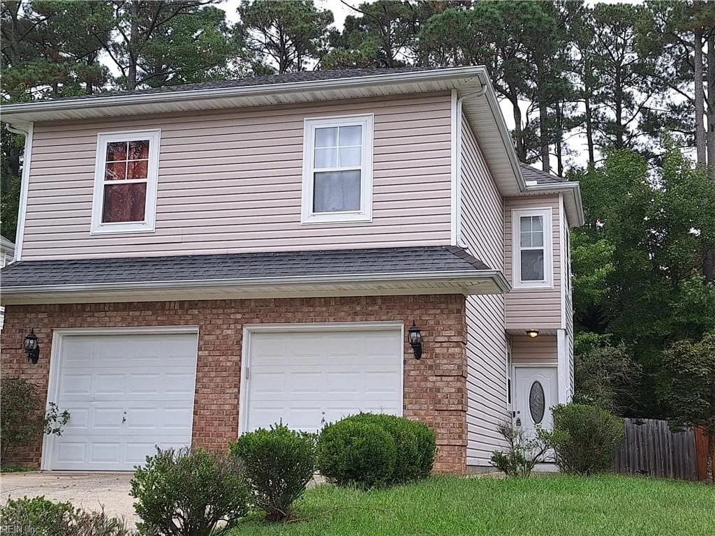 13 Brightwood TER, YORKTOWN VA 23690 - Main photo