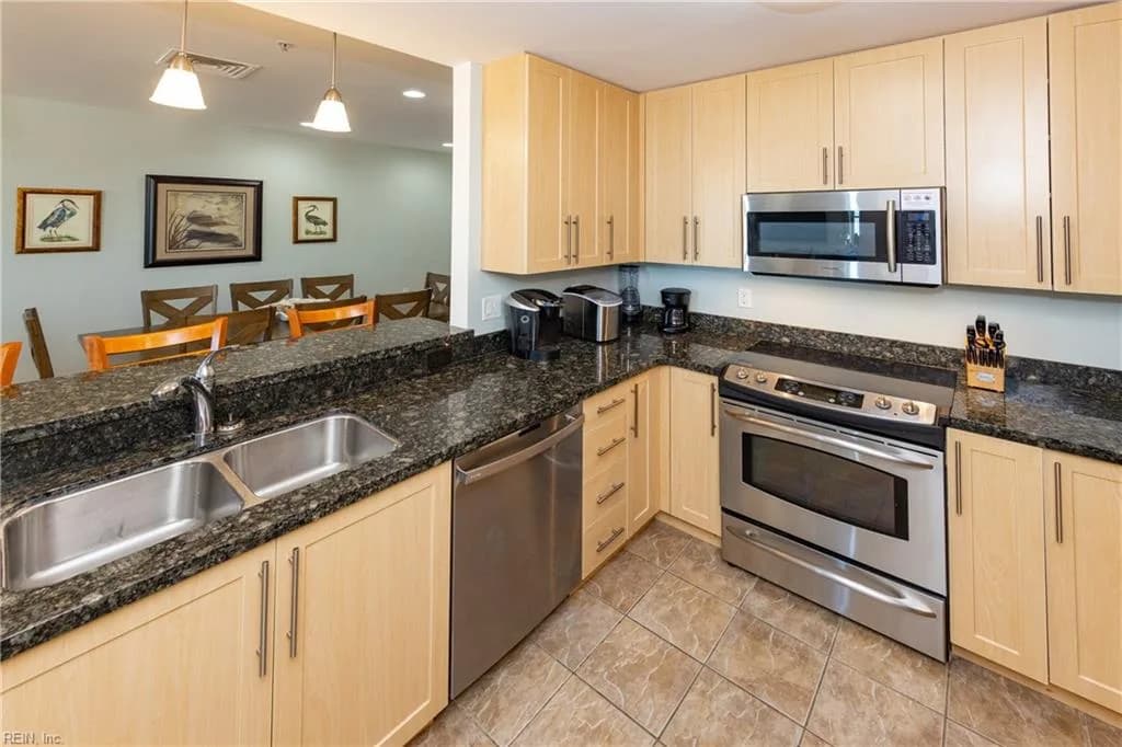 3738 Sandpiper RD #B106, VIRGINIABEACH VA 23456 thumb 11