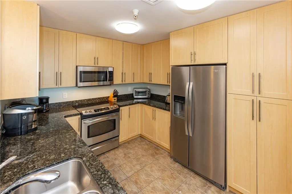 3738 Sandpiper RD #B106, VIRGINIABEACH VA 23456 thumb 10