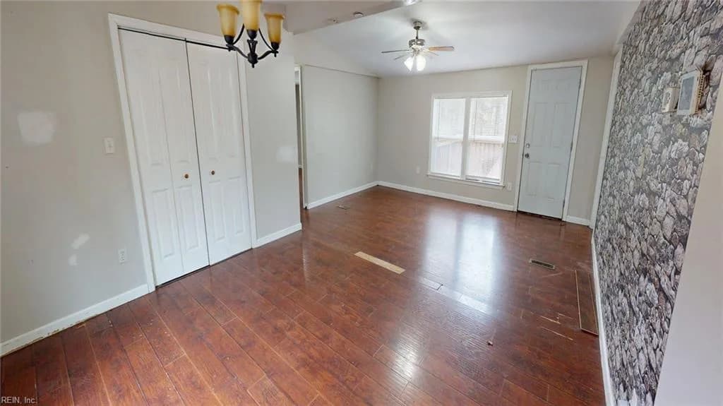 9909 Friendship RD, NORTH VA 23128 thumb 12