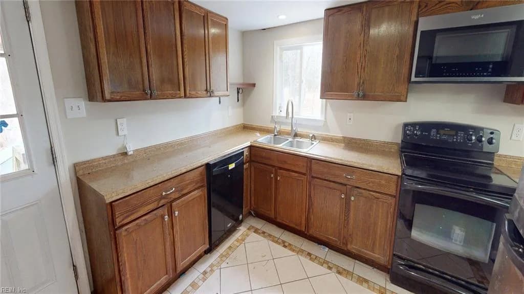9909 Friendship RD, NORTH VA 23128 thumb 6