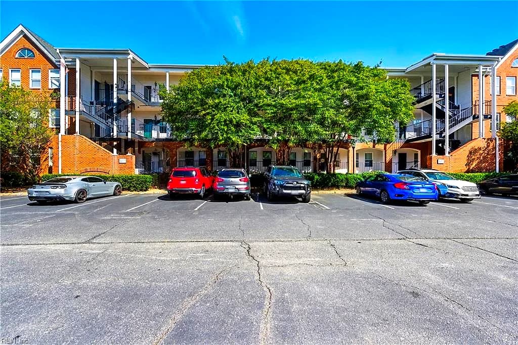 107 Westover AVE #302, NORFOLK VA 23507 - Main photo