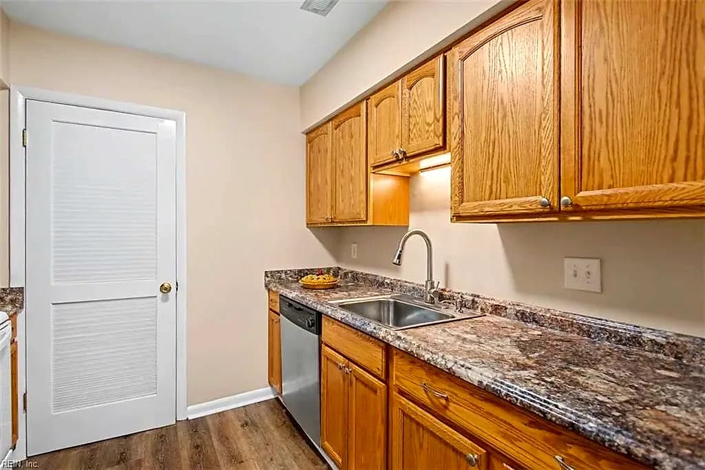 1511 Monterry PL, NEWPORTNEWS VA 23608 thumb 10
