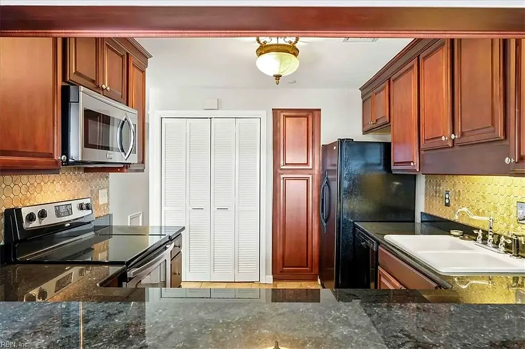 500 Winston Salem AVE #207, VIRGINIABEACH VA 23451 thumb 8