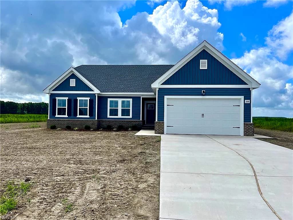 205 Strawberry Acres DR, ELIZABETHCITY NC 27909 - Main photo