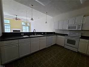 125 Lands End LN, CARROLLTON VA 23314 thumb 10