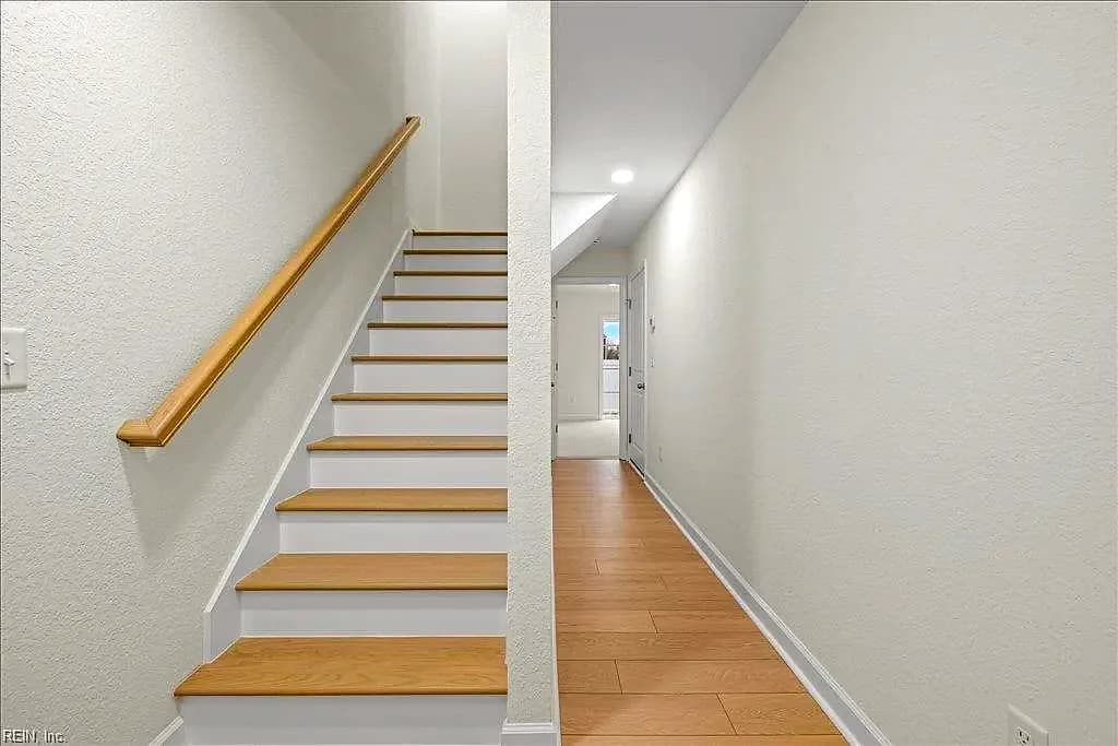 302 Living Water WAY, VIRGINIABEACH VA 23452 - Photo 5