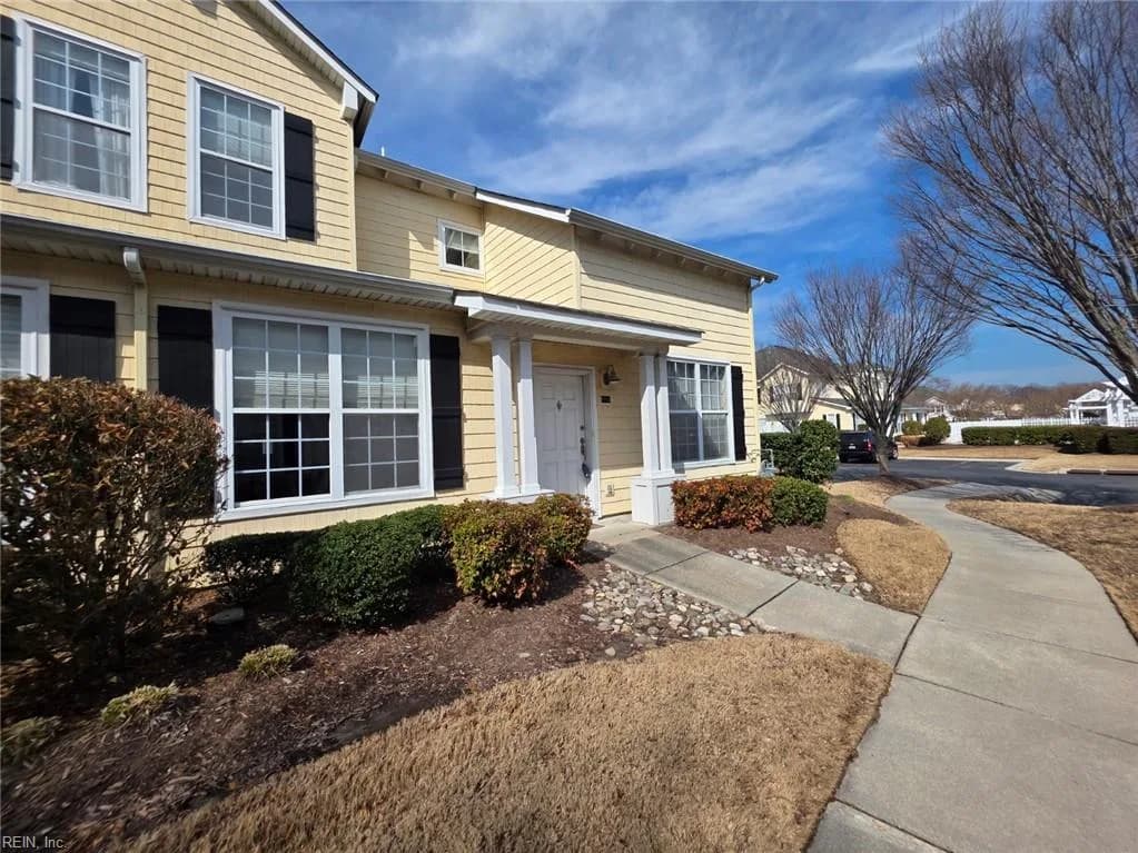 1112 Grace Hill DR, VIRGINIA BEACH VA 23455 - Main photo