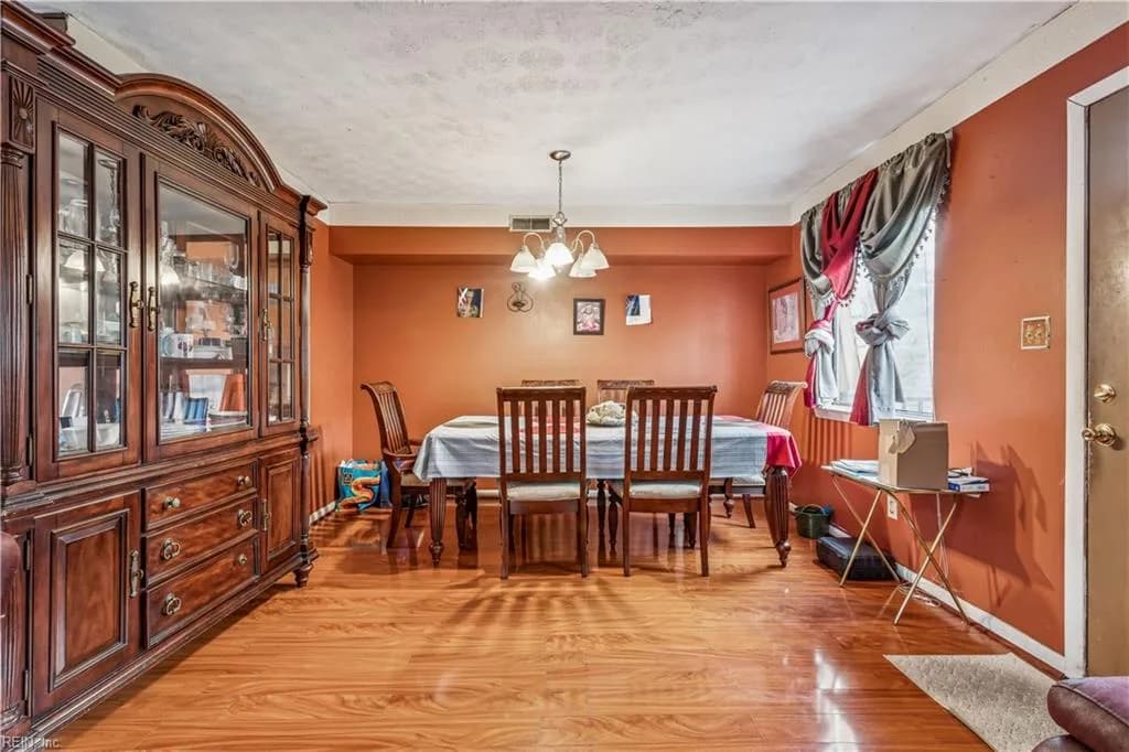 1335 Granada CT, NEWPORTNEWS VA 23608 thumb 6