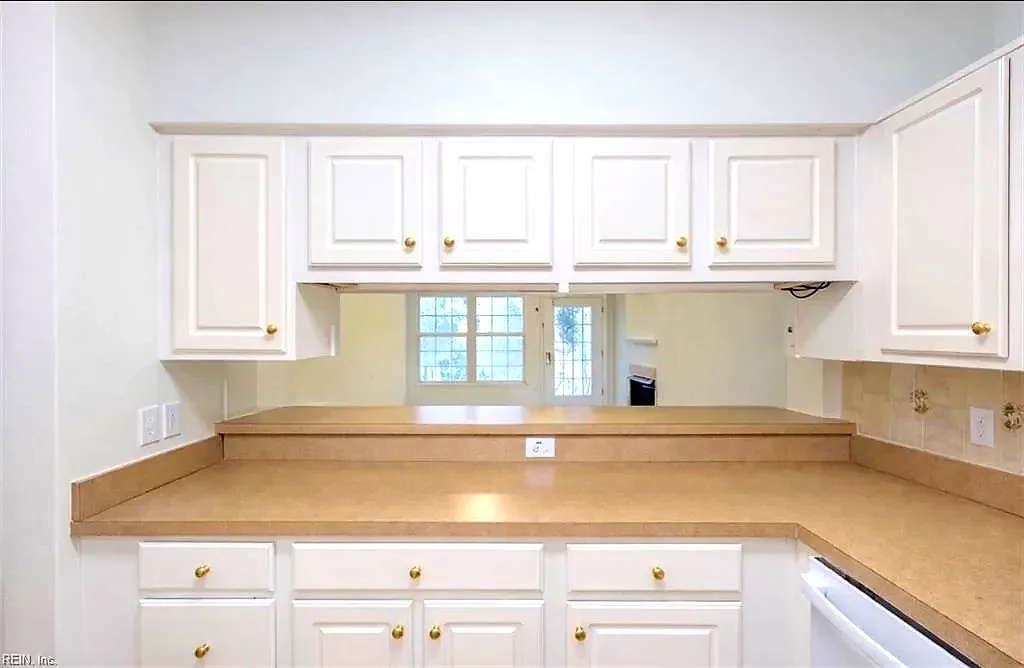 300 Riveranne CT #313, VIRGINIABEACH VA 23462 thumb 9